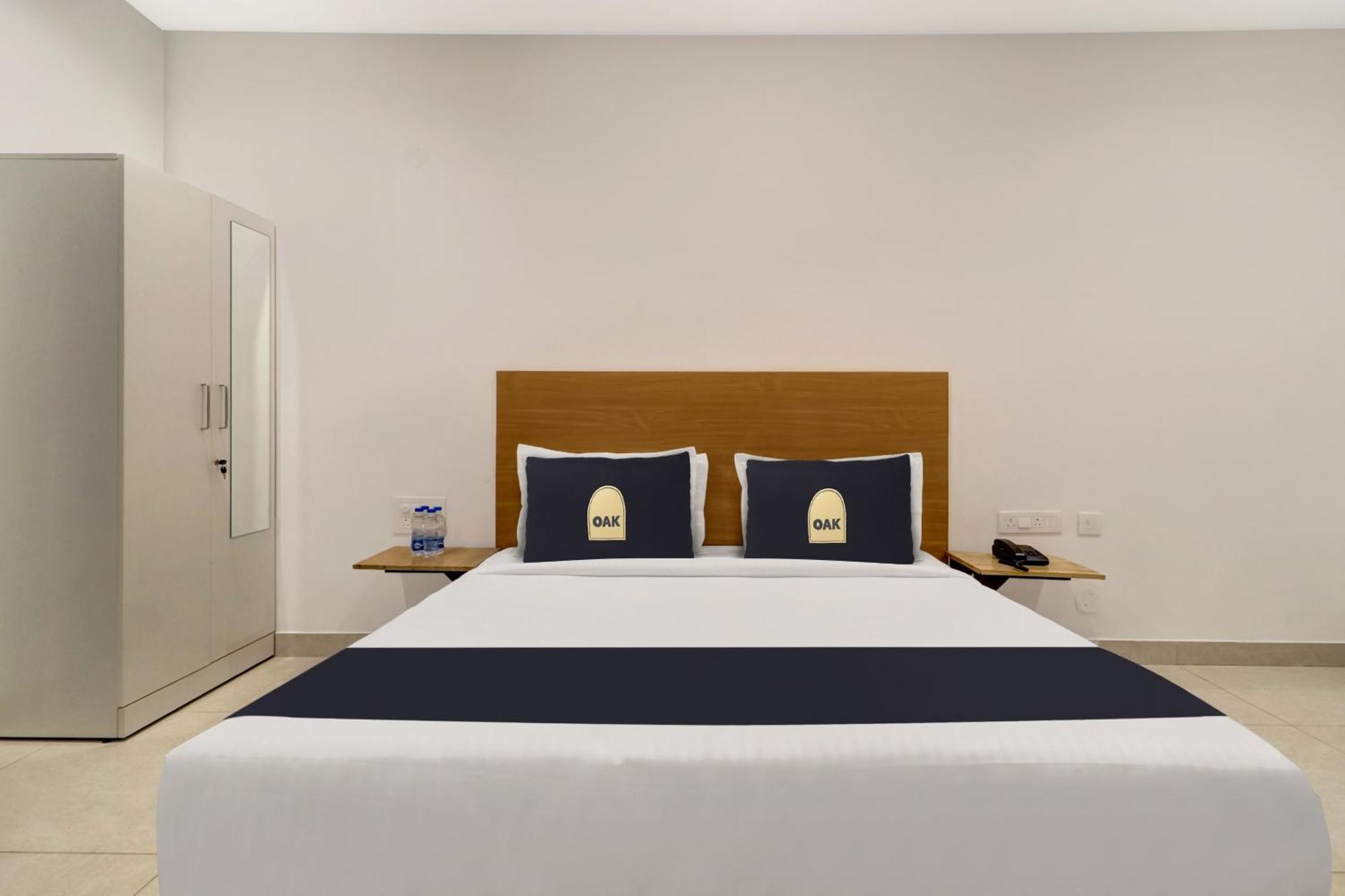 היידראבד Townhouse Oak De Alphabet Hotel Bolarum מראה חיצוני תמונה