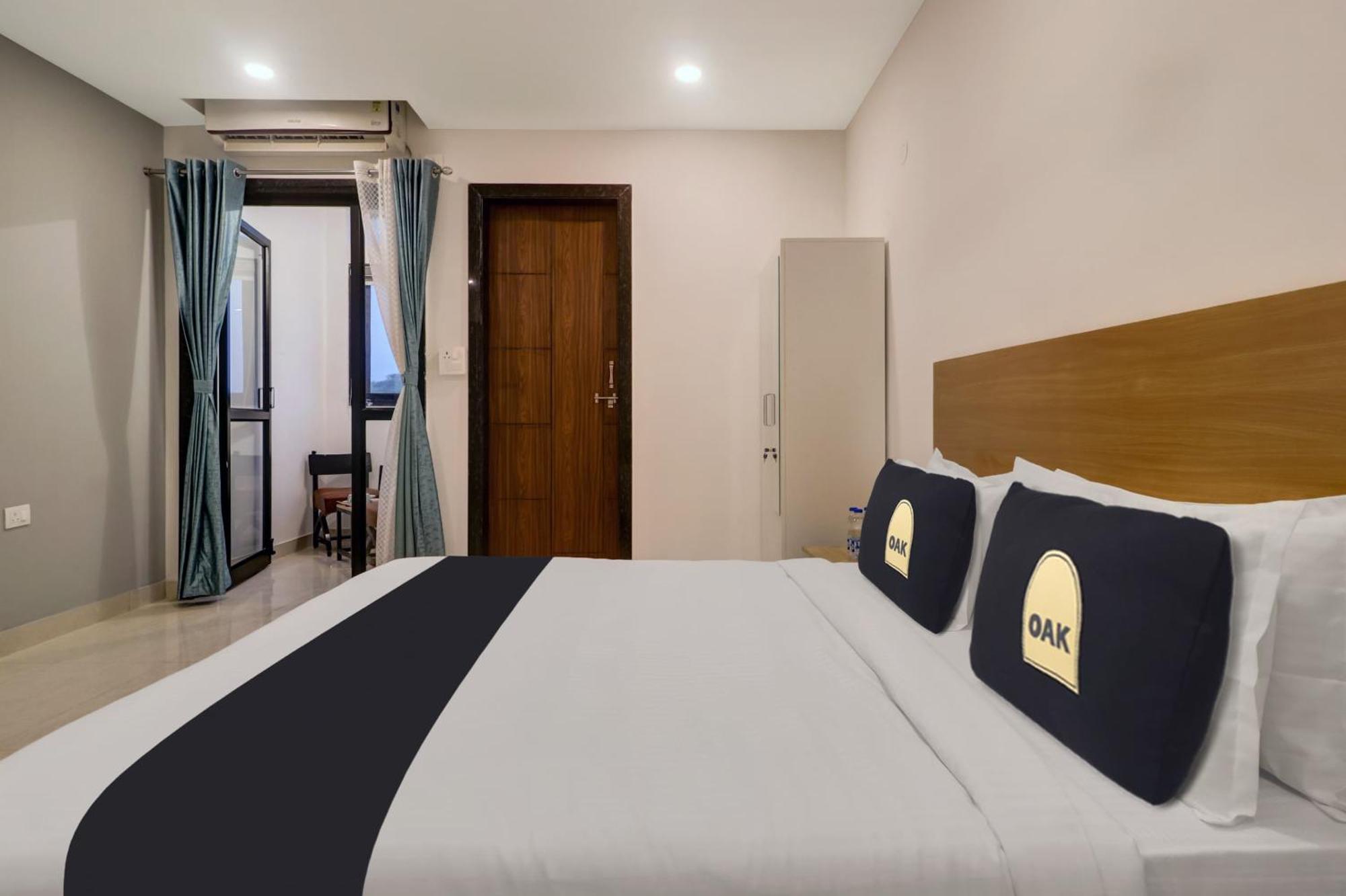 היידראבד Townhouse Oak De Alphabet Hotel Bolarum מראה חיצוני תמונה